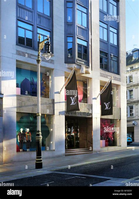 louis vuitton london store|louis vuitton sloane street.